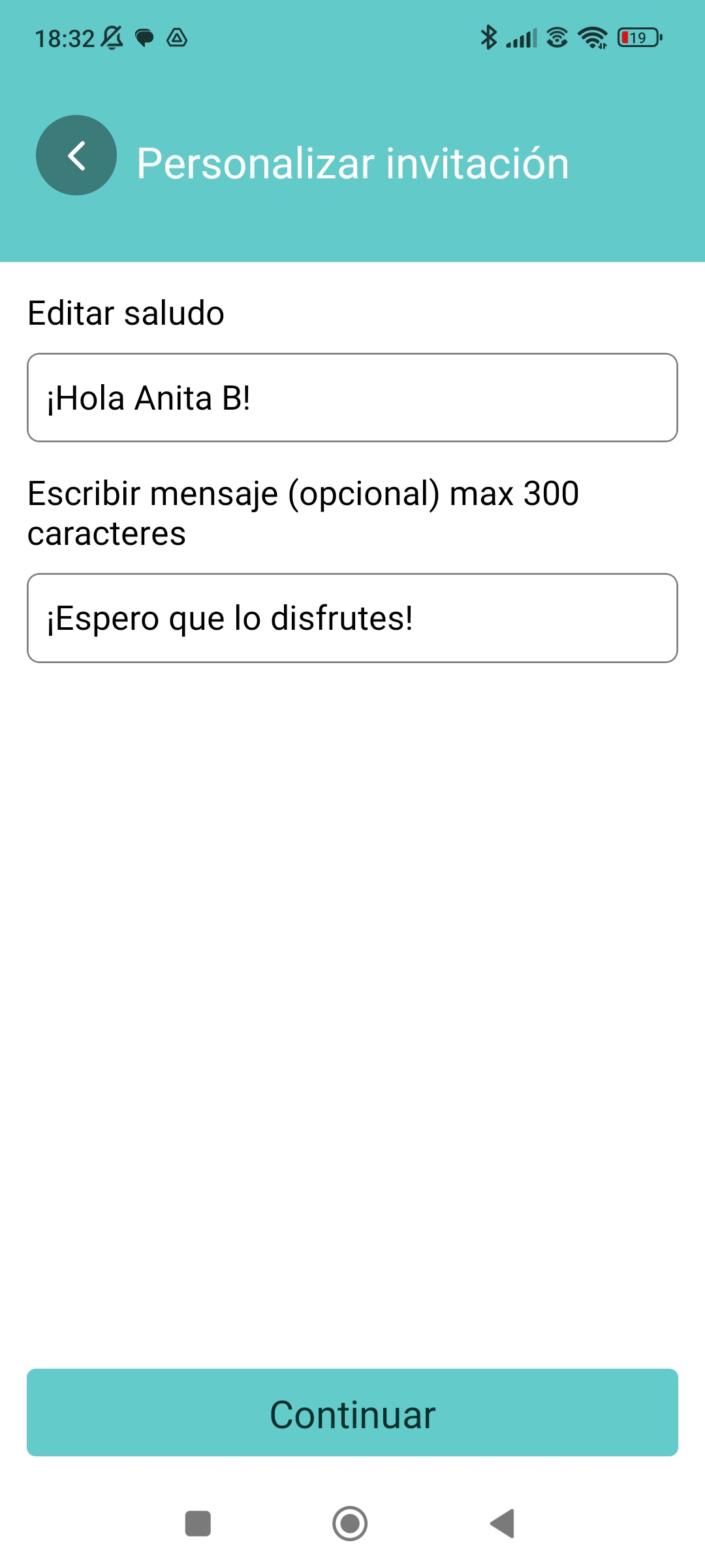 Pantalla de personalización con saludo editable y campo de mensaje opcional