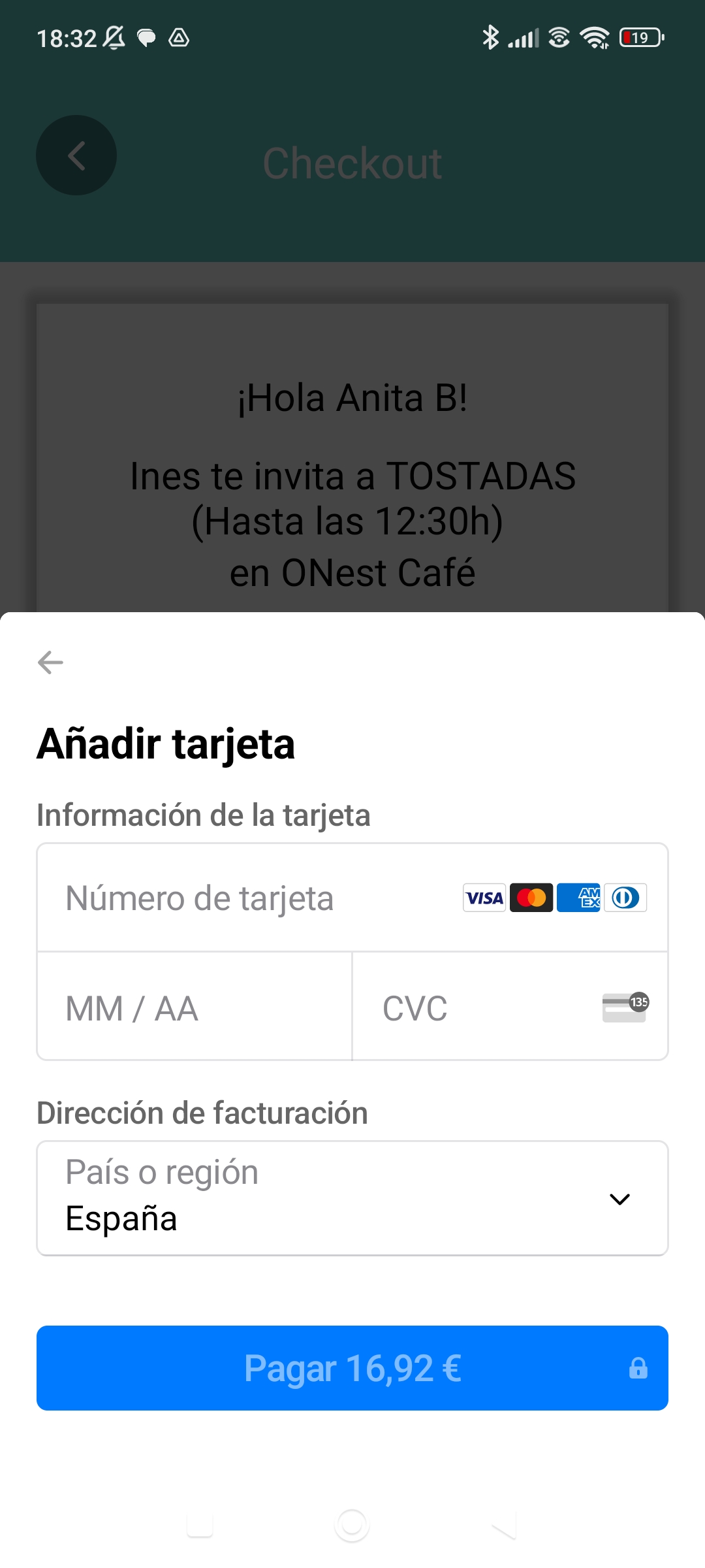 Formulario de tarjeta para completar el pago de la invitación